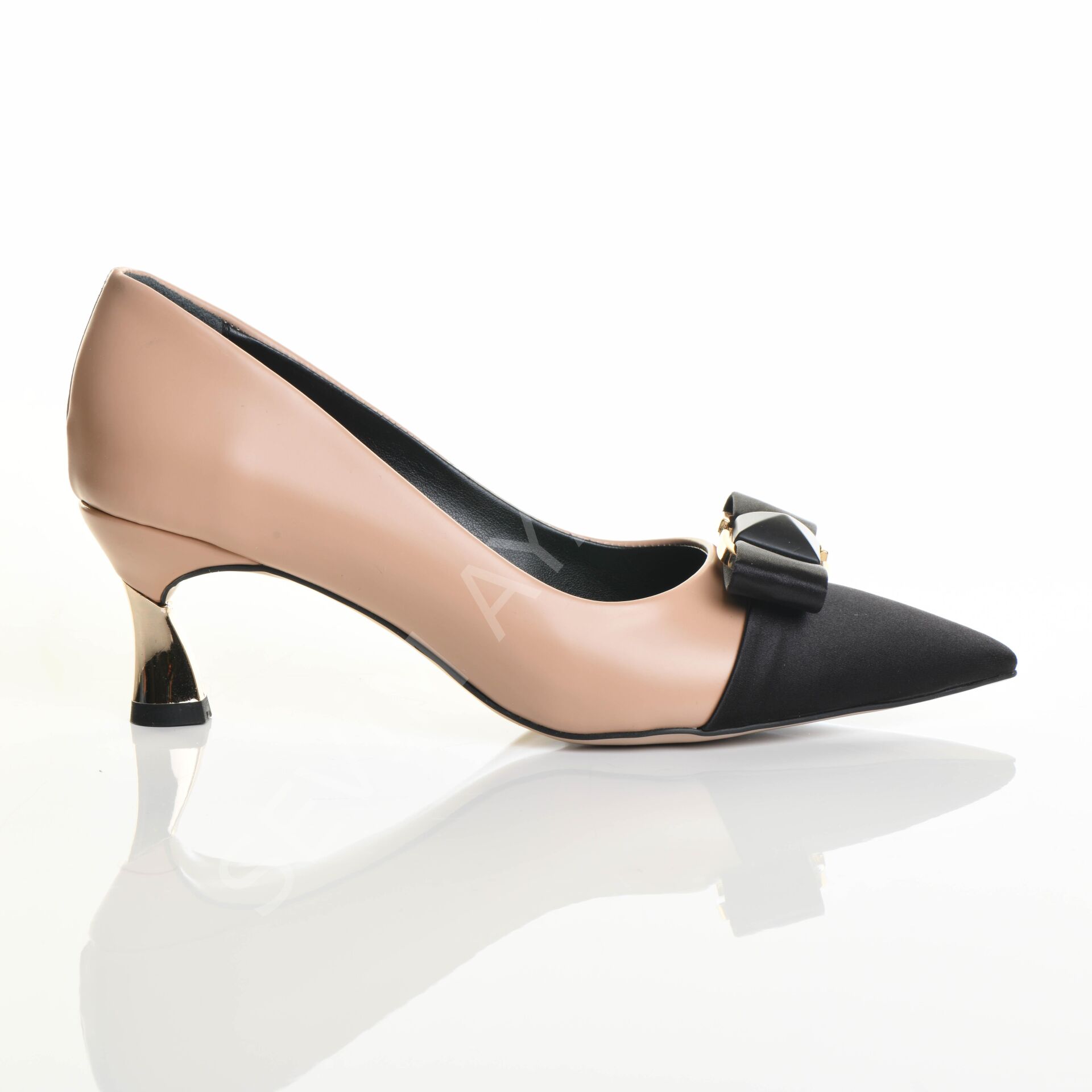 KADIN SPOR ABİYE TEN RENGİ KISA TOPUK AYAKKABI