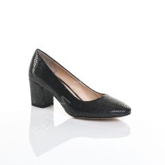 KADIN SİYAH BASKILI HAKİKİ DERİ RAHAT KALIP AYAKKABI