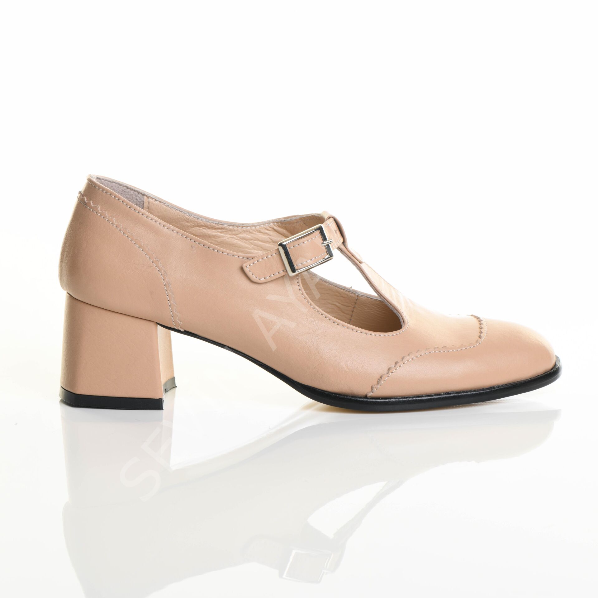 KADIN HAKİKİ DERİ GÜNLÜK RAHAT AYAKKABI