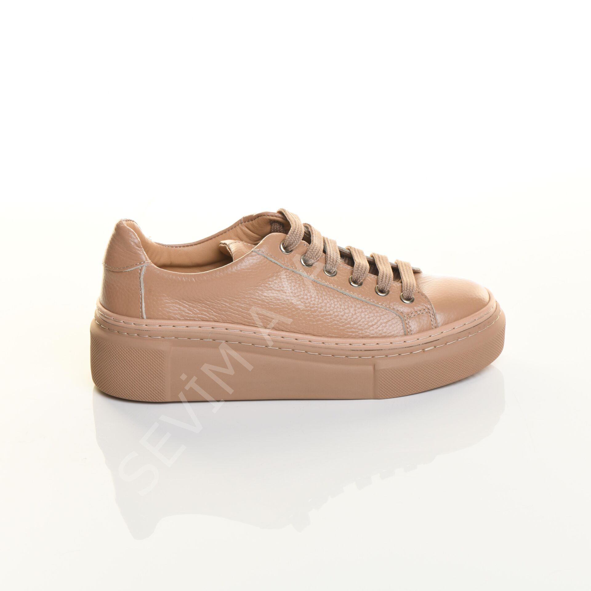 KADIN NUT HAKİKİ DERİ SPOR AYAKKABI