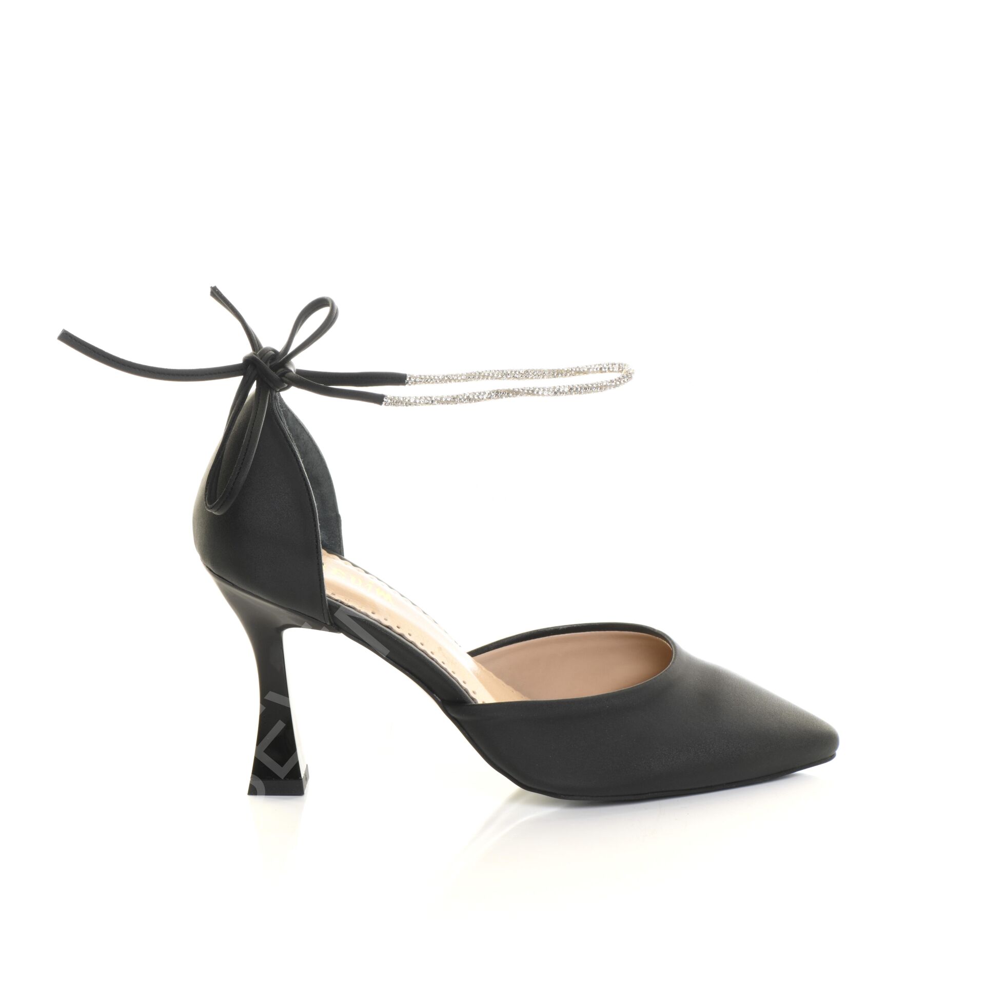 KADIN BİLEK BANT DETAYLI SİYAH SATEN KADEH TOPUK AYAKKABI