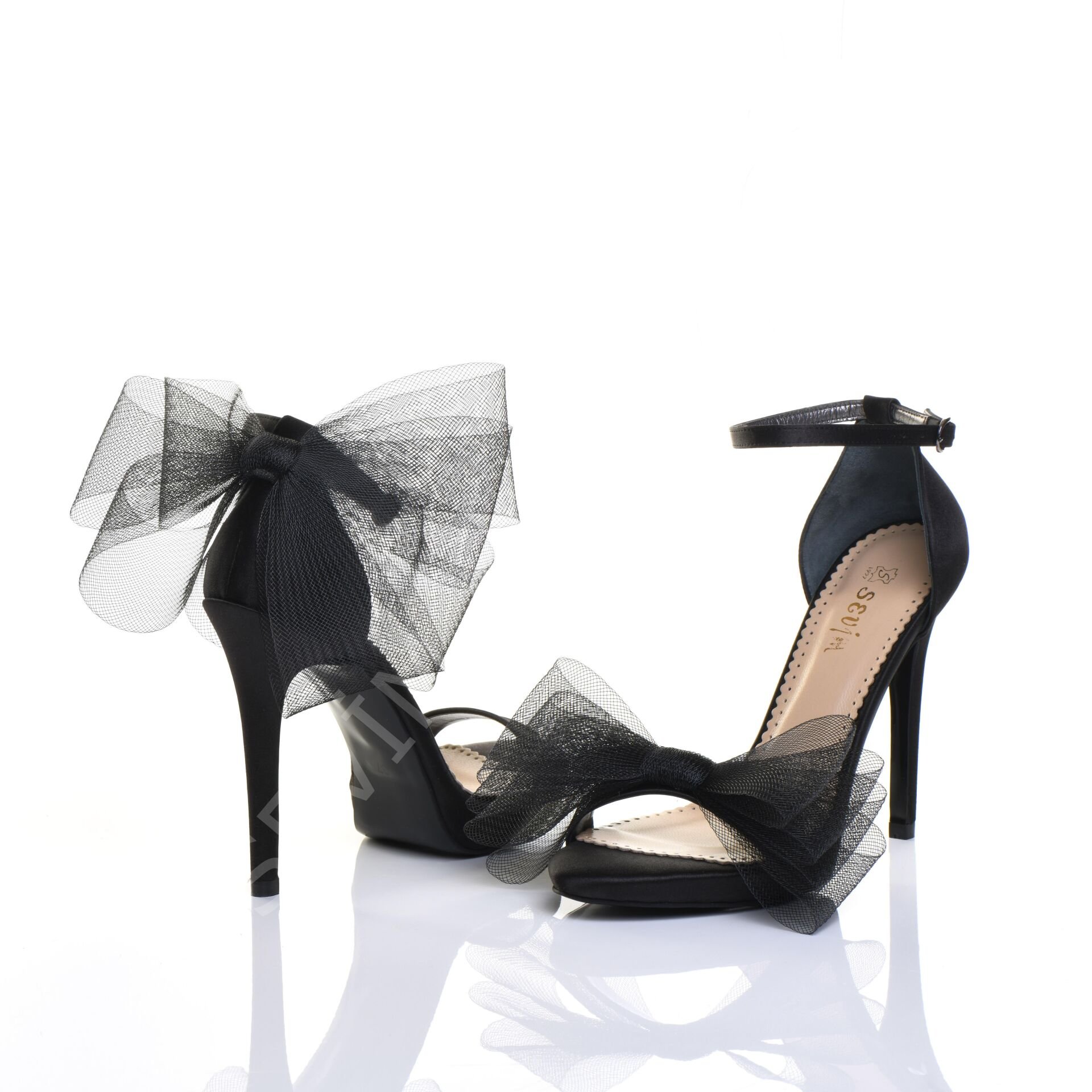 KADIN SİYAH RENK FİYONKLU ŞIK TASARIM ABİYE AYAKKABI