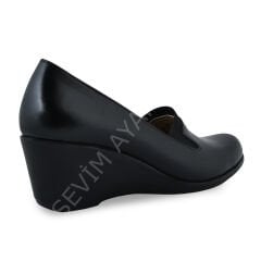 DOĞAL DERİ GÜNLÜK RAHAT KALIP DOLGU TOPUK AYAKKABI