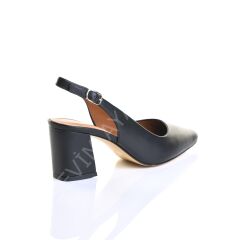 KADIN HAKİKİ DERİ KARE TOPUK SİYAH AYAKKABI