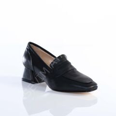 KADIN HAKİKİ DERİ 4CM TOPUKLU SİYAH GÜNLÜK TOPUKLU AYAKKABI