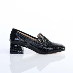 KADIN HAKİKİ DERİ 4CM TOPUKLU KROKO BASKI SİYAH RUGAN GÜNLÜK AYAKKABI