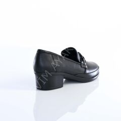 KADIN HAKİKİ DERİ TOPUKLU SİYAH RENK ORTOPEDİK TABAN GÜNLÜK AYAKAKBI