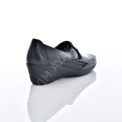 KADIN ORTOPEDİK HAKİKİ DERİ GÜNLÜK AYAKKABI