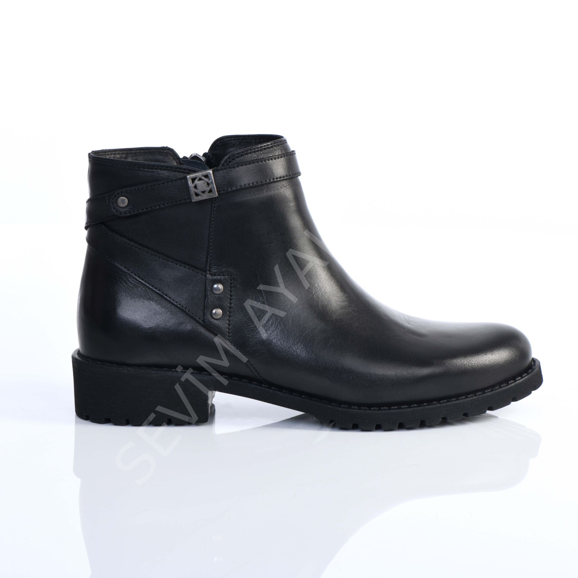 KADIN HAKİKİ DERİ 3CM TOPUKLU SİYAH GÜNLÜK BOT